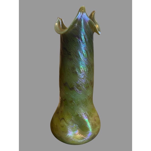 Early 20th Century Antique Art Nouveau Loetz Style 14" Iridized Art Glass Vase For Sale - Image 5 of 12