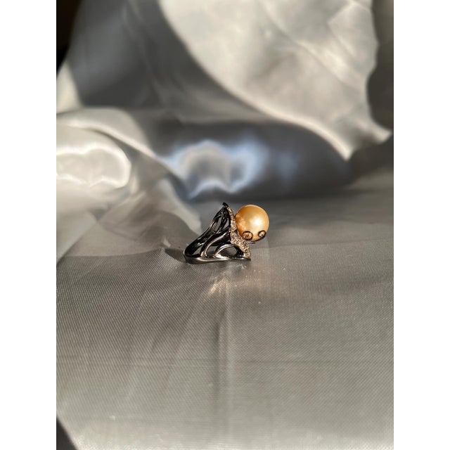 South Sea Golden Pearl and Champagne Diamond Flower Cocktail Ring, Size 7.5 For Sale - Image 9 of 12