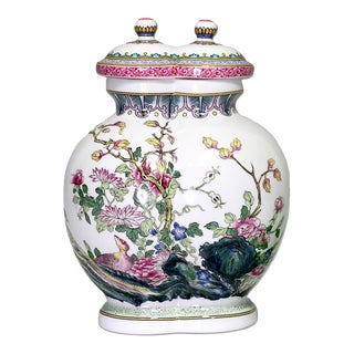 Chinese Famille Rose White Porcelain Conjoined Urns With Flowers & Birds (Vase) For Sale