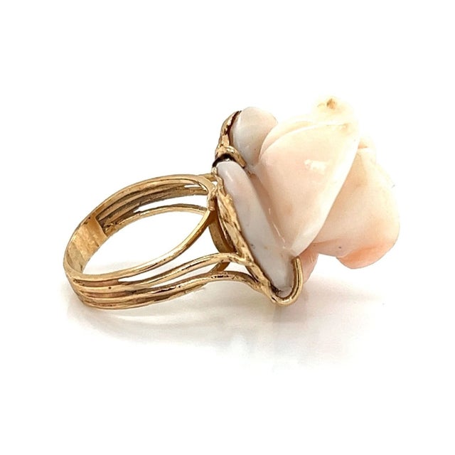 Pink Coral Carved Rose 14k Yellow Gold Ring - Size 8 For Sale - Image 4 of 7