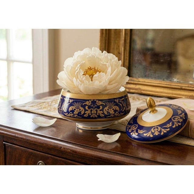 1940s Rudolf Wächter Bavarian Cobalt Covered Dish With Hand Decorated Gold Gilt – German Porcelain - Grandmillennial, Palm Beach & Traditional - See Pics! For Sale - Image 5 of 11