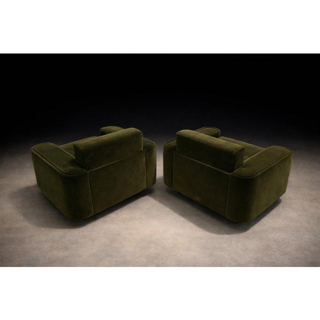 Mid-Century Modern Pair of “Pullman” Armchairs in Dark Olive Velvet, Jorge Zalszupin for L’Atelier, Brazil, 1970s - Lot 146-566 For Sale - Image 3 of 16