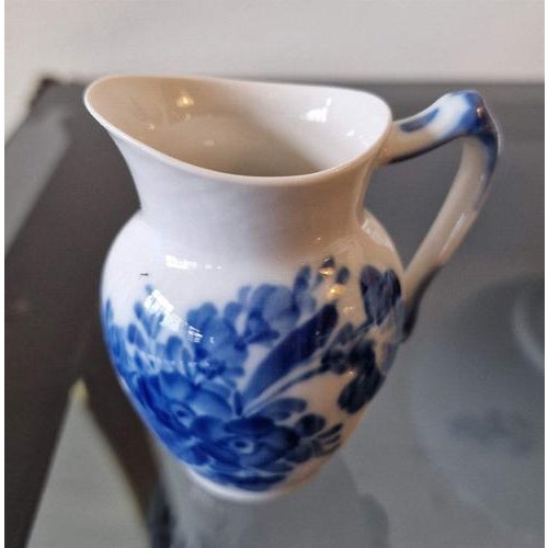 Tea Service from Royal Copenhagen, Set of 26 For Sale - Image 5 of 16