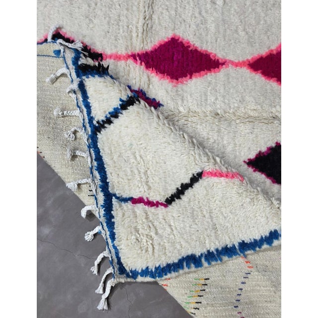 2020s Moroccan Azilal Wool Rug - 9.8 X 5.9 Ft For Sale - Image 5 of 8