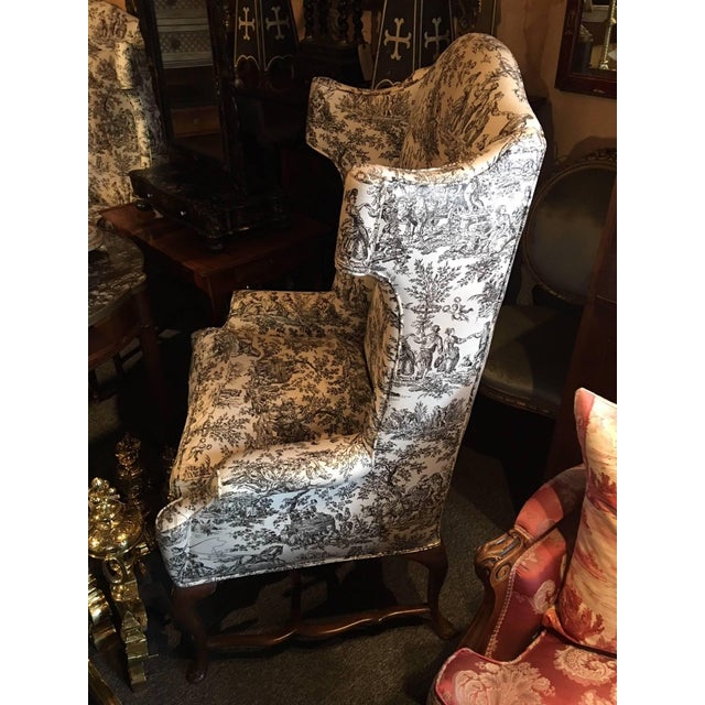 Early 20th Century Pair of George III Style Wingback Armchairs, Early 20th Century For Sale - Image 5 of 9