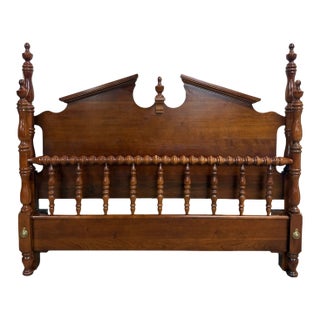 Vintage Convertible Queen or Full Size Colonial Style Four Poster Pediment Bed For Sale