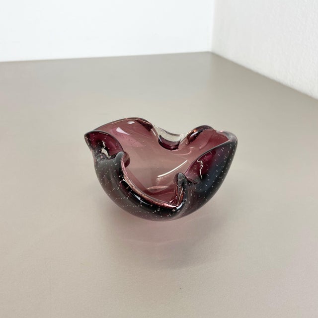 1970s Large Pink Murano Bubble Glass Ashtray, Italy, 1970s For Sale - Image 5 of 18
