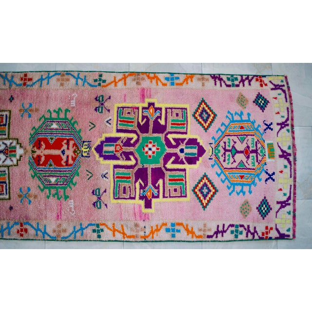 1970s Runner Rug Turkish Hand-Knotted Rug Pink Hallway Decor Kitchen Runner 3x10 Ft Approx For Sale - Image 10 of 18