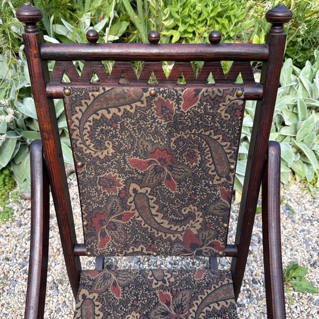 Lovingly restored in 1997. Looks like grain lines had been hand painted on. Folds up beautifully. No issues.