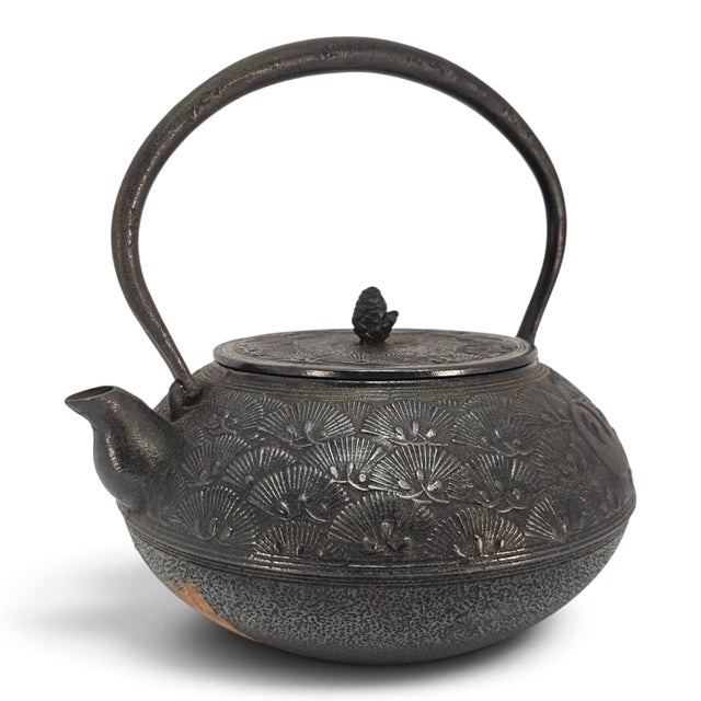20th Century Oigen Nanbu Seieido Nambu Cast-Iron Pine and Crane Tetsubin For Sale In San Francisco - Image 6 of 16