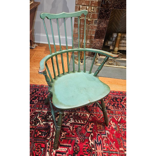Mid 19th Century Conant Bros. Maple Comb Back Chair For Sale - Image 4 of 14