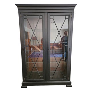 1990s Ethan Allen Birkhouse Display Cabinet Eclipse Hutch Breakfront China Armoire For Sale