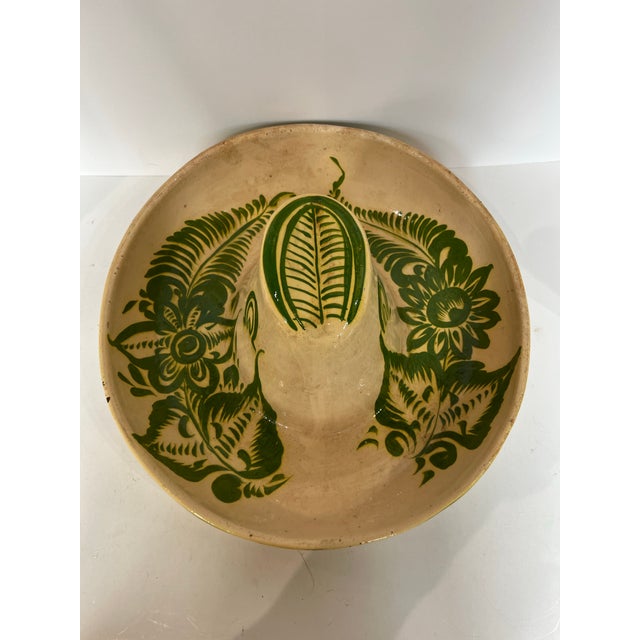Mexican Vintage Mexico Tjaquepaque Sombrero Chip Bowl For Sale - Image 3 of 10
