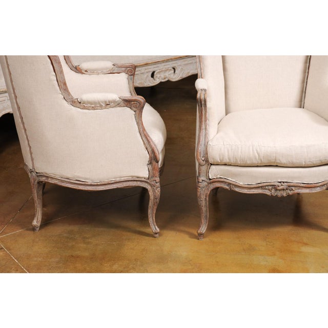French Louis XV Style 1880s Painted Bergère Chairs with Carved Floral Motifs - A Pair For Sale - Image 9 of 12