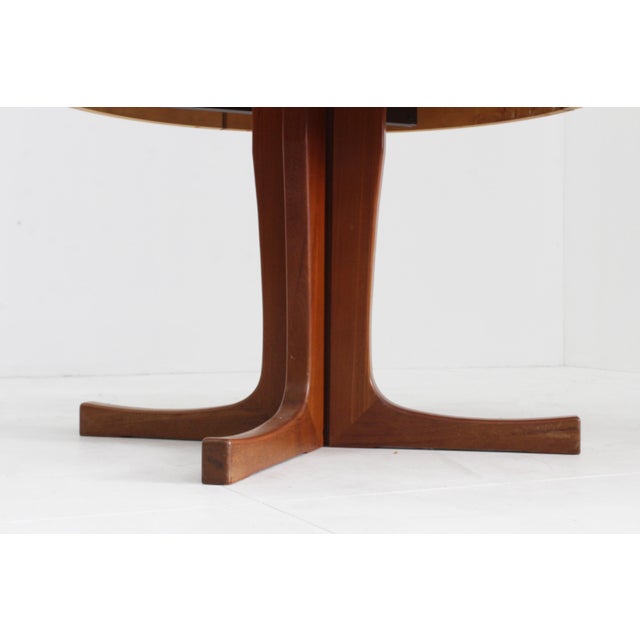 Wood Vintage Danish Round Extendable Dining Table, 1960s For Sale - Image 7 of 9