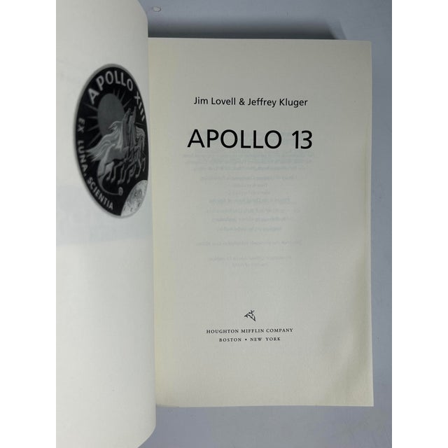 2000 - 2009 2000s Illustrated 8vo Book, Jeffrey Kluger and Jim Lovell's Apollo 13, Signed - 1 Piece For Sale - Image 5 of 11