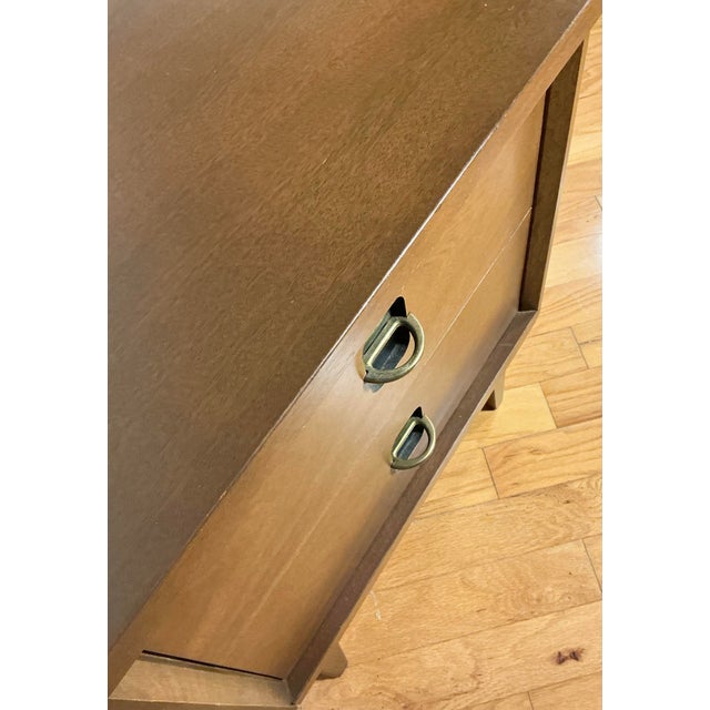 Wood Mid 20th Century Modern Walnut Bassett Nightstand Brass + Black 2 Drawer For Sale - Image 7 of 12