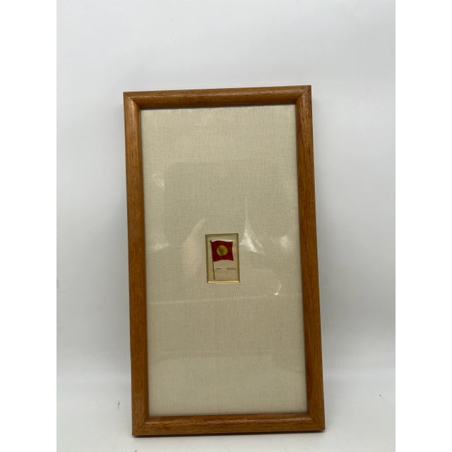 Sovereign Cigarettes, circa 1910. A framed antique silk cigarette card circa 1910 featuring one of the 126 piece series of...