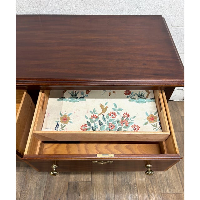 Vintage Henkel Harris Queen Anne Style Jamestown Colony Sideboard Buffet Credenza For Sale - Image 11 of 14