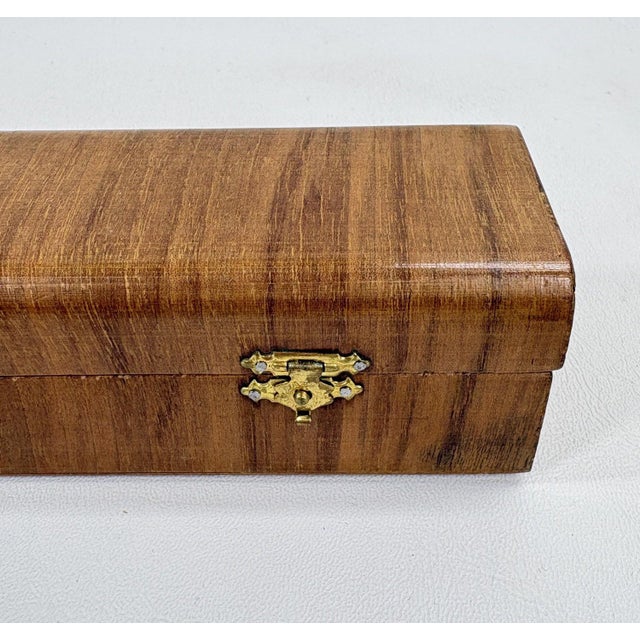 Antique Hand-Painted Silk Fan Signed J. Billvas in Original Simón Lanzarote (Roma) Box For Sale - Image 11 of 11