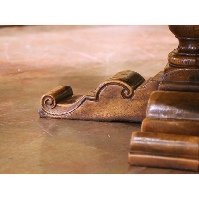 Mid 20th Century French Louis XIII Inlaid Walnut, Chestnut, Burl, Elm and Oak Round Dining Table For Sale - Image 5 of 9