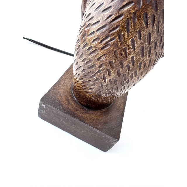 Vintage Owl Large Resin Faux Wood Owl Bedside Tabletop Lamp For Sale In Portland, ME - Image 6 of 12