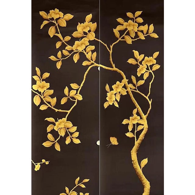 If you love the look of De Gournay wallpaper but not the price, this is for you. Black & Gold Chinoiserie Floral Mural |...