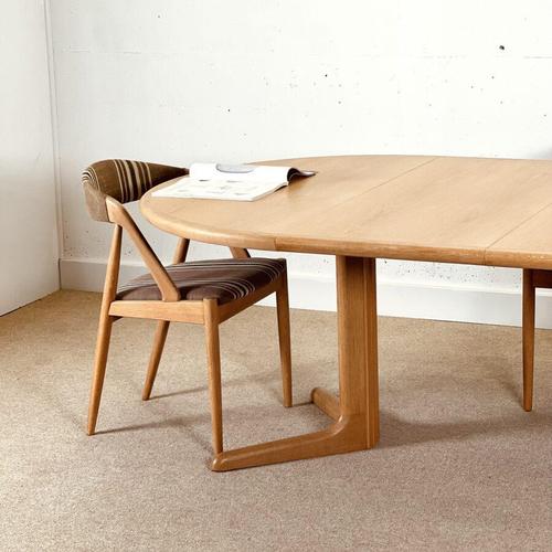 Mid-Century Modern Danish Dining Set in Oak, Set of 6 For Sale - Image 4 of 15