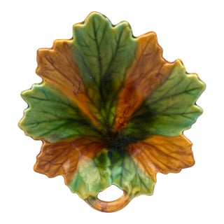 Majolica Dish Leaf Villeroy & Boch, Circa 1890 For Sale