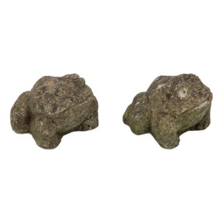 Pair of Reconstituted Stone Frog Garden Ornaments, England 1970s For Sale