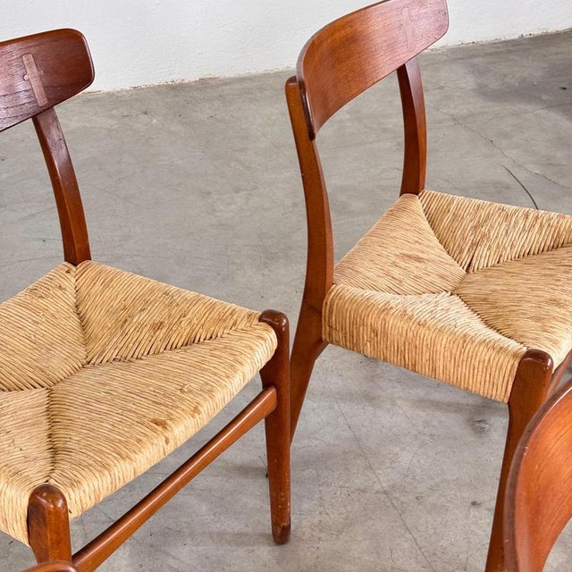 CH23 Dining Chairs by Hans J. Wegner for Carl Hansen, Denmark, 1951, Set of 8 For Sale - Image 9 of 18