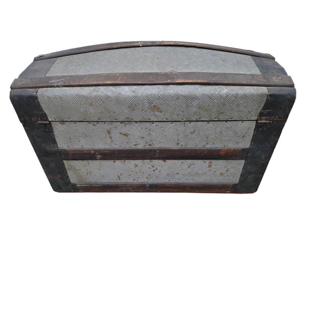 Antique Fitted Embossed Tin Dome Top Humpback Steamer Travel Trunk Chest For Sale - Image 16 of 18