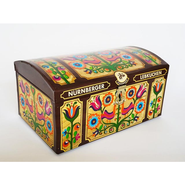 Large Mid-Century Modern Tin Gingerbread Box, Nuremberg, 1950s For Sale - Image 9 of 9
