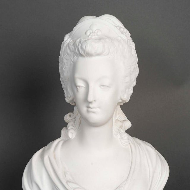 Bust of Marie Antoinette in Sèvres Biscuit Porcelain, 1900s For Sale - Image 3 of 9