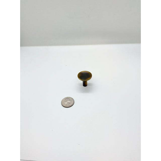 Hickory Chair Modern Knob. Modern/Mid Century Style.