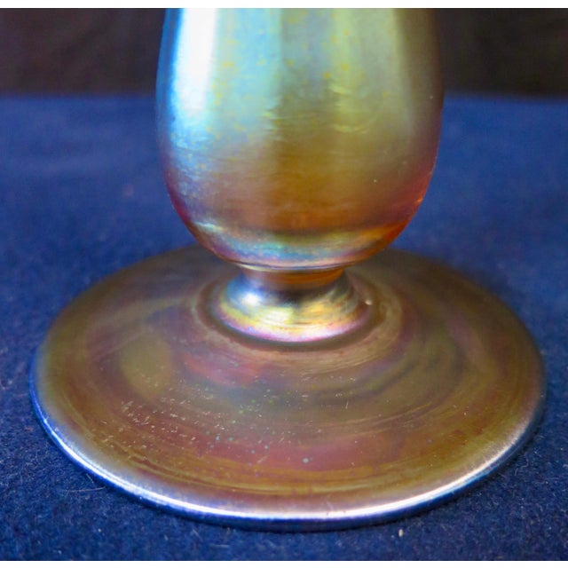 This stylish & artistic Tiffany Studios, New York bud vase is beautifully designed in brilliant iridescent favrile art...