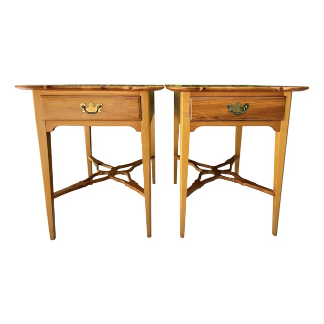 Vintage Sculptural Pine One Drawer Side Tables for Robb and Stucky Interiors, Pair For Sale