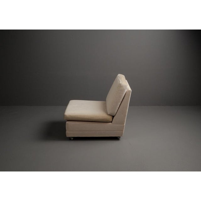 Airborne French Lounge Chair in Velvet from Airbone, 1970s For Sale - Image 4 of 18