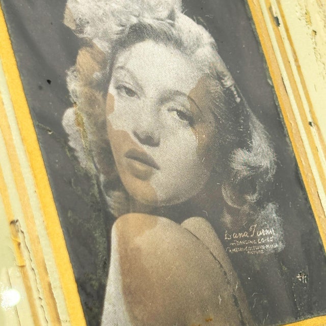 Art Deco Art Deco Gold Painted Mirrored 4x5 Regancy Picture Frame For Sale - Image 3 of 6