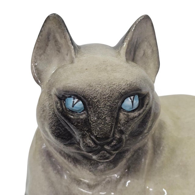1960s Italian Hand-Glazed Terracotta Siamese Cat Figurine, 9.5", C. 1965–1975 For Sale - Image 5 of 11