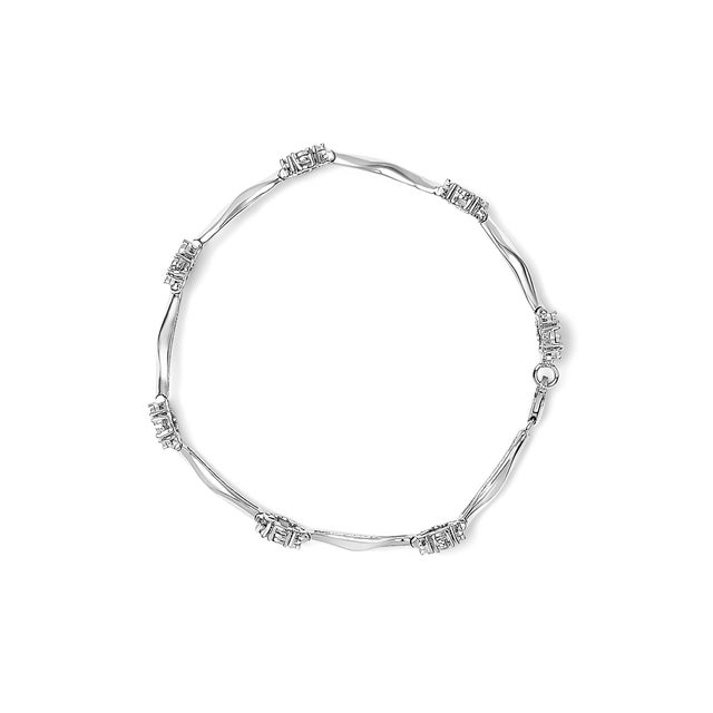 Contemporary .925 Sterling Silver 1.0 cttw Miracle-Set Diamond 7 Stone Floral Cluster Link Bracelet (I-J Color, I3 Clarity) -7" For Sale - Image 3 of 6