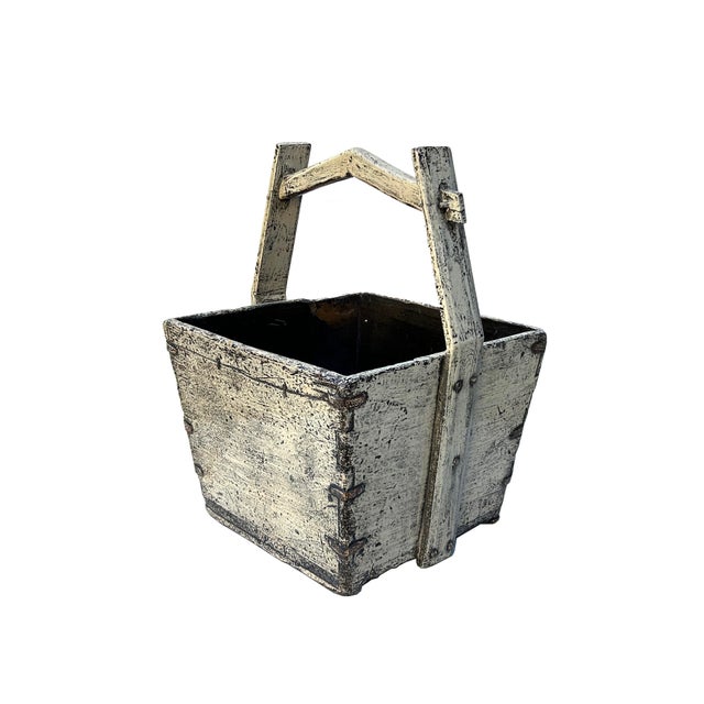 1980s Vintage Rustic Off White Square With Handle Wood Bucket For Sale - Image 5 of 5