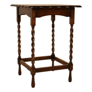 Circa 1900 Edwardian Oak Side Table From England For Sale