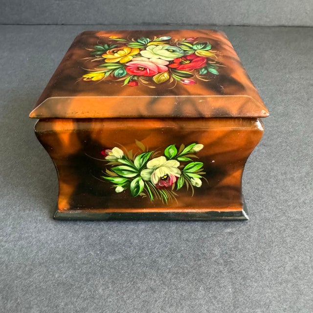 Mid 20th Century Hand Painted Floral Russian Lidded Box Lacquer Rose Artist Signed For Sale - Image 5 of 11