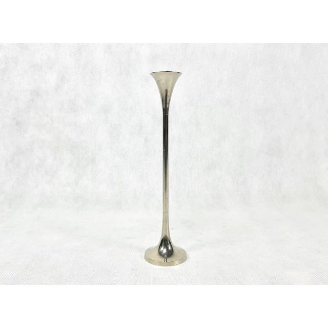 Świecznik marki Gnosjo, produkcji szwedzkiej z lat 60. Przedmiot zachowany jest w bardzo dobrym stanie. Wykonany z...