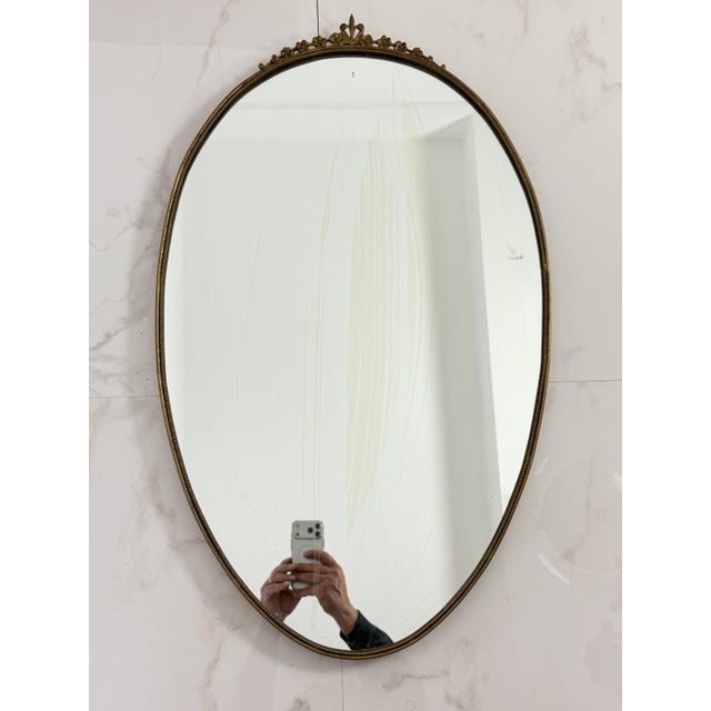 Mid-Century Modern Oval Wall Mirror with Brass Edge in the style of Gio Ponti, 1950s For Sale - Image 3 of 12