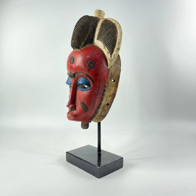 Early 20th Century Baule Red Mask Côte d'Ivoire For Sale - Image 4 of 6