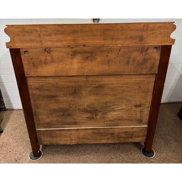 Nice Antique Mid 19th Century Empire Chest of Drawers For Sale In Boston - Image 6 of 8
