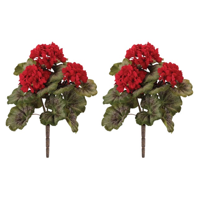 Contemporary Geranium Floral Bush (Set of 2) For Sale - Image 3 of 3