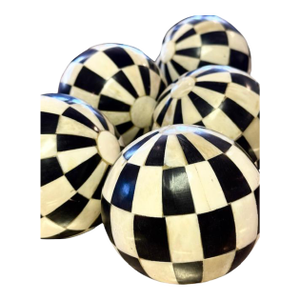 19th Century Victorian Horn and Bone Tessellated Carpet Balls - Set of 6